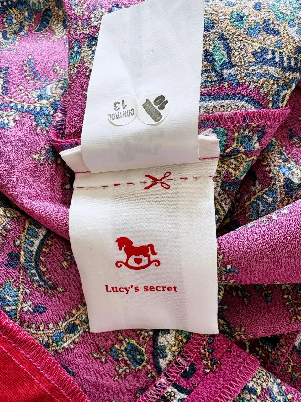 Lucy Has a Secret - Calça Paisley Magenta Arejada – Elegante Festiva tamanho M – photo 11